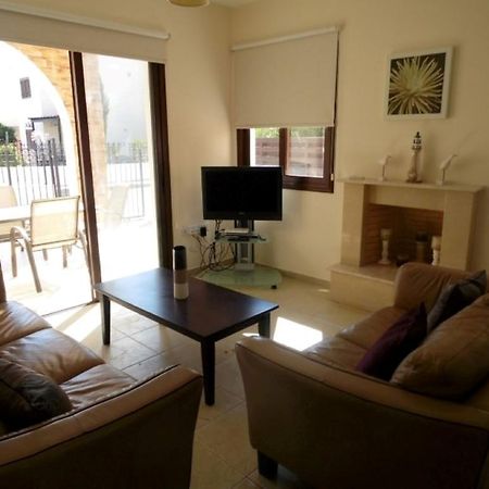 Villa Alexandra Ayia Napa Bagian luar foto